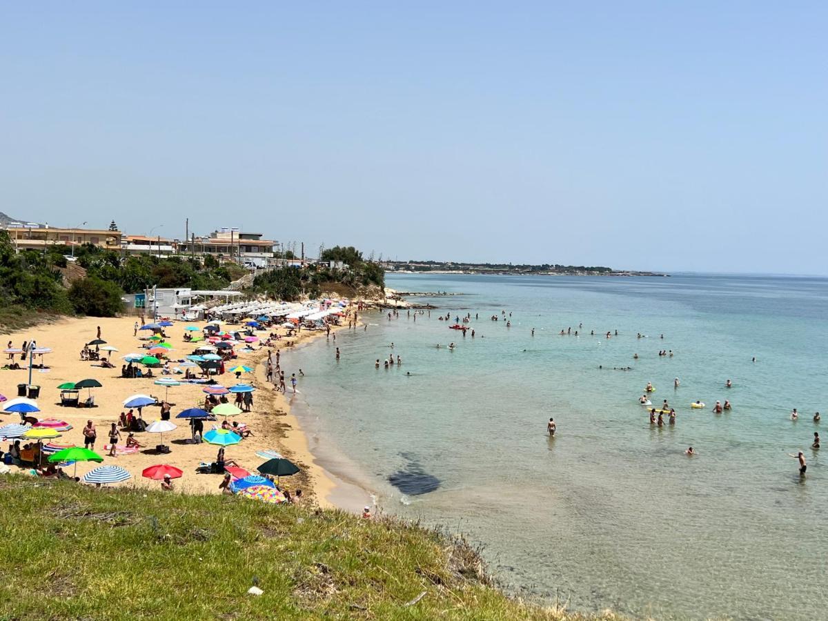 Al Borgo Villa Avola Kültér fotó